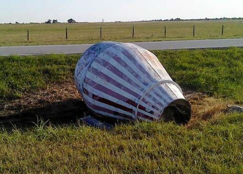 オクラホマ州に墜落したロケットのカプセル?02