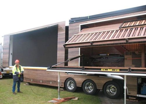 トレーラーがバーに変身03