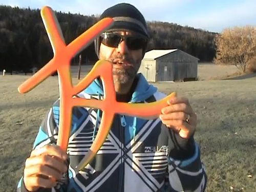 「友」の形のブーメラン