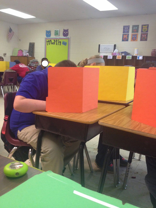 海外の教師たちのカンニング防止04