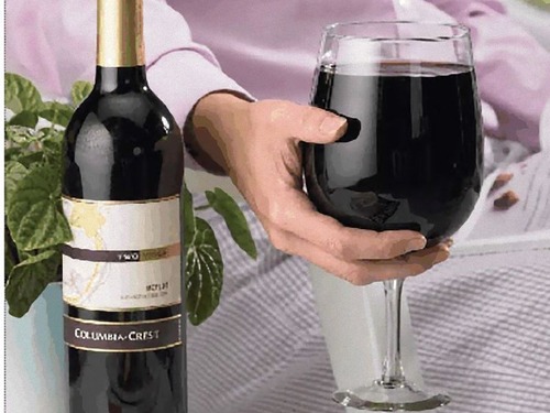 エリザベス女王は毎日アルコール4杯02