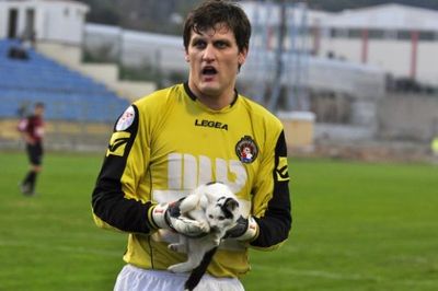 猫を助けたキーパー03