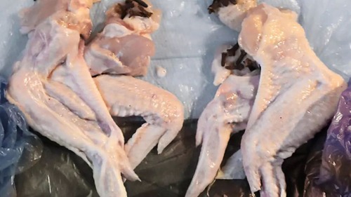 鶏肉でフランソワ・ブーシェ「三美神」