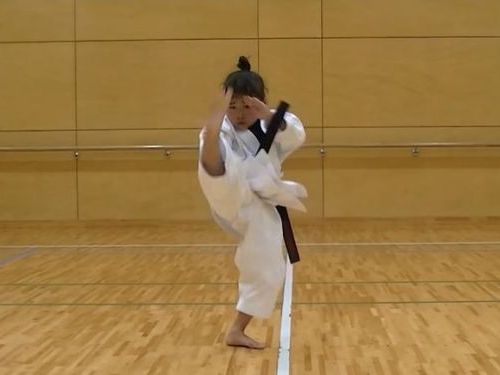 7歳空手少女05
