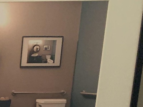 歯科医のトイレ01