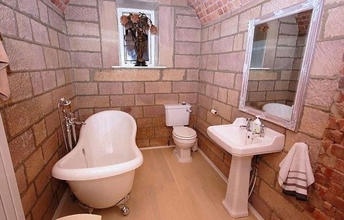 イギリスの旧警察署が売りに出させる06