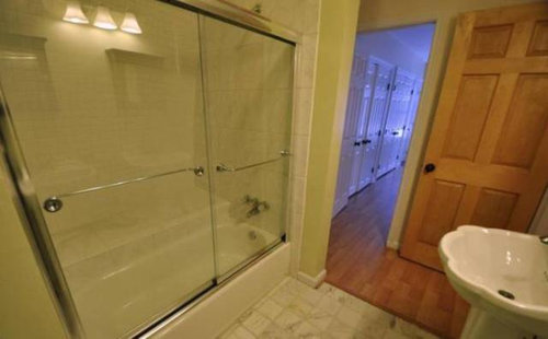 ほとんど埋まった家09