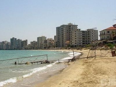 分断されたキプロスの廃墟00