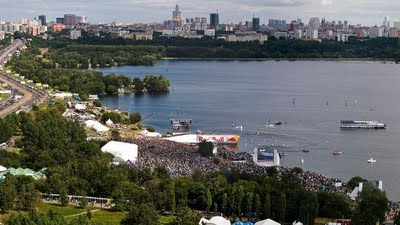 ロシアの鳥人間コンテスト01