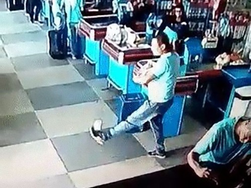 �֥饸��Υ����ѡ��ޡ����åȤǥ�եƥ���01