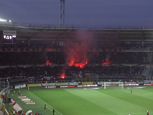 ローマのサッカーのサポーター00