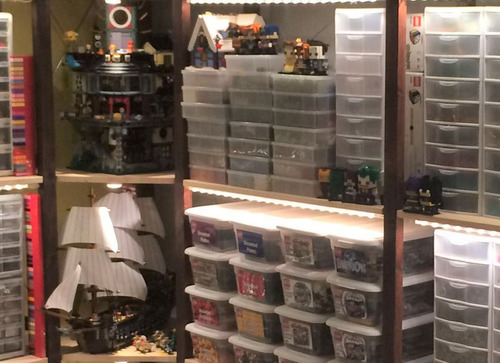 荷造り前にレゴセットを撮影02