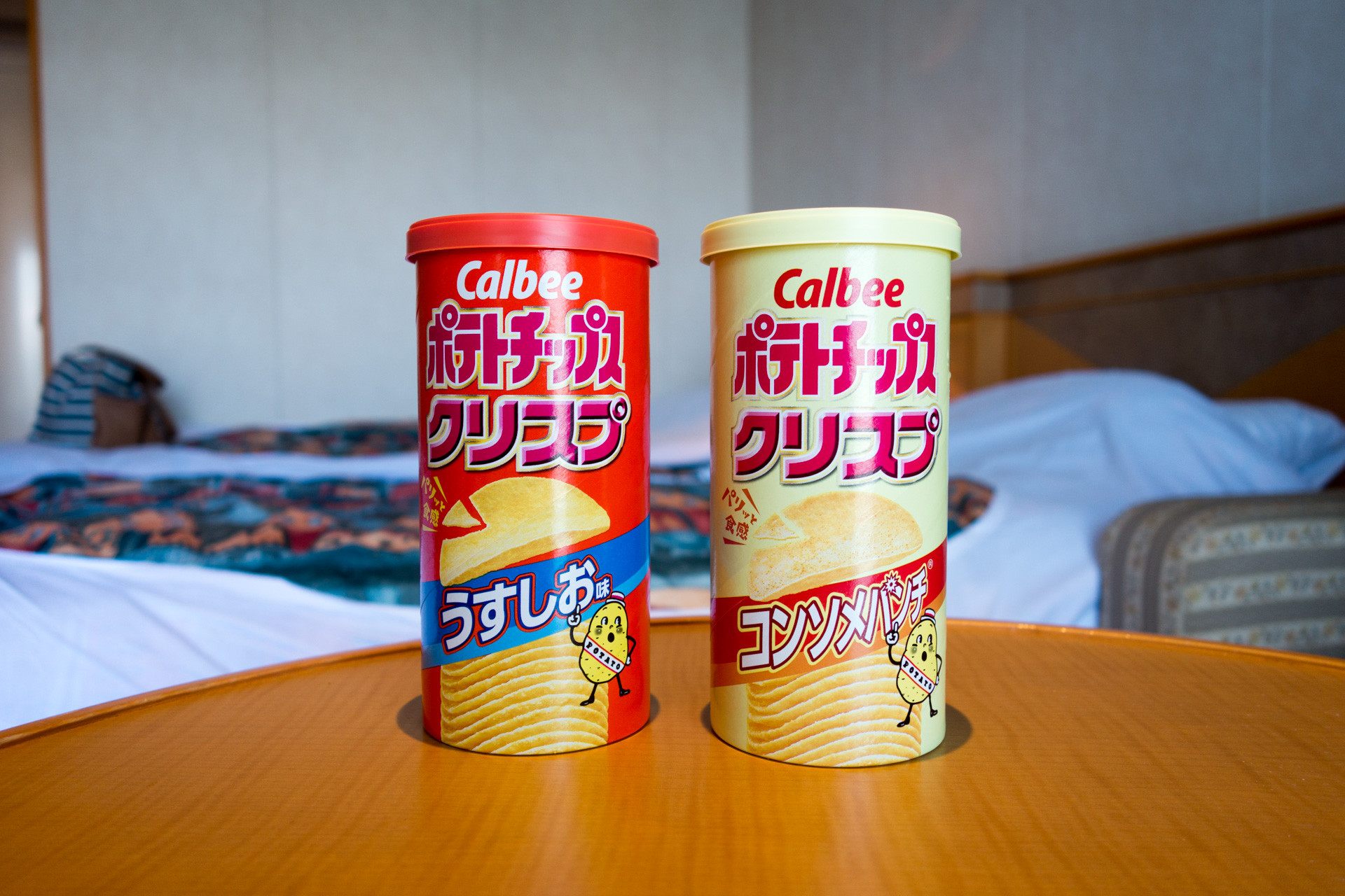 カルビーが成型ポテチ業界に殴り込み 北海道で先行発売されていた ポテトチップスクリスプがうますぎる らばq