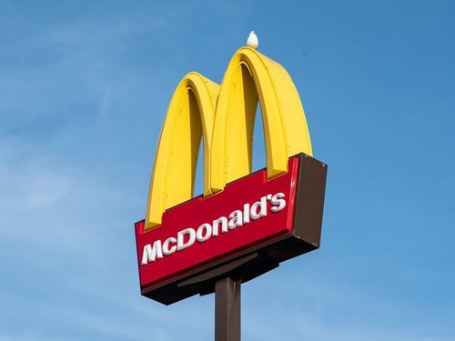 4歳児がマクドナルドに大量の注文