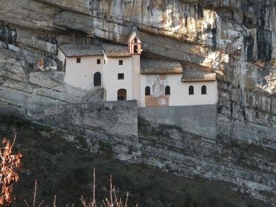 サン・コロンバーノ岩窟教会00