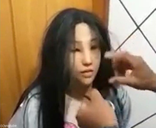 女装に変装して脱獄02