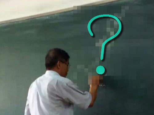 黒板に世界地図00