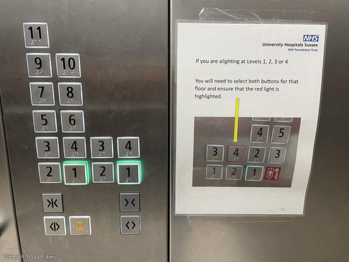 難しすぎるエレベーターのボタン01