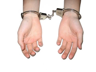 逮捕