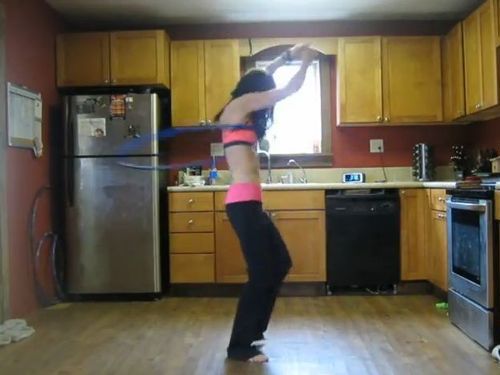 フラフープガール01