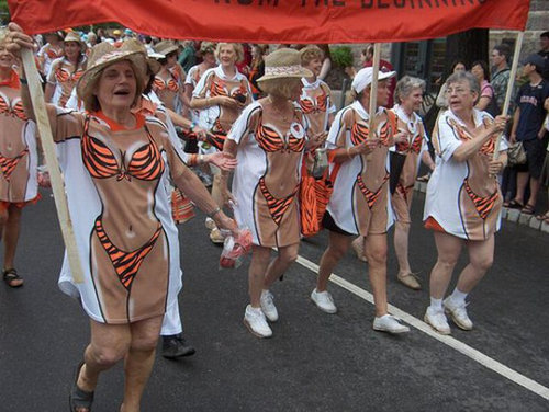 ビキニTシャツ14