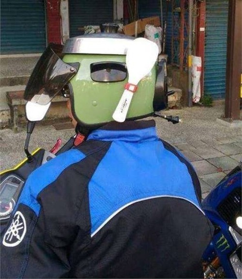 炊飯ジャーではない05