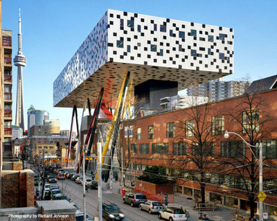 変わった建物04