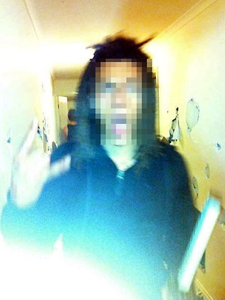 パーティークラッシャーB03