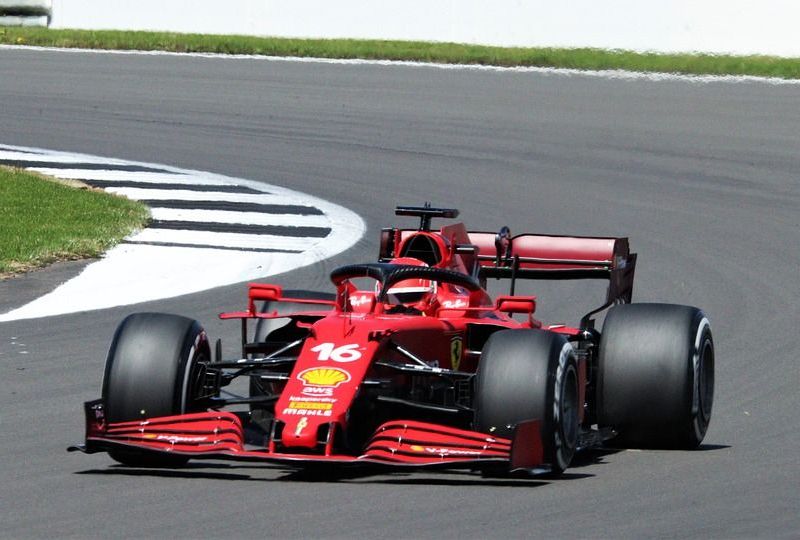 海外 送料込み 高品質 シャルル・ルクレール Ferrari フェラーリ 海外 送料込み 高品質 シャルル・ルクレール Ferrari フェラーリ
