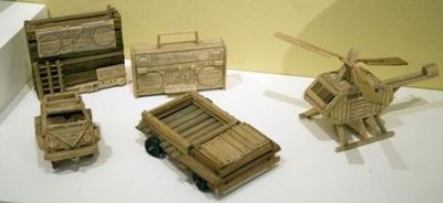 海外の子どもが作ったおもちゃ05