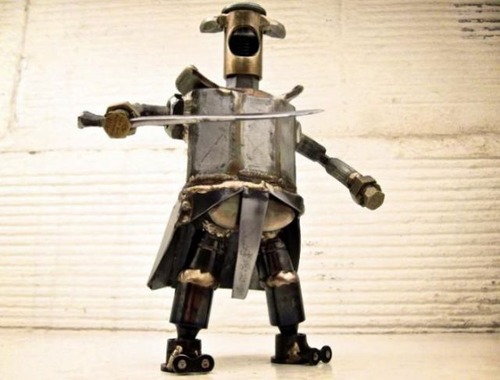 工具を溶接したアート09