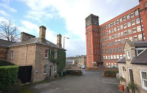 イギリスの旧警察署が売りに出させる01