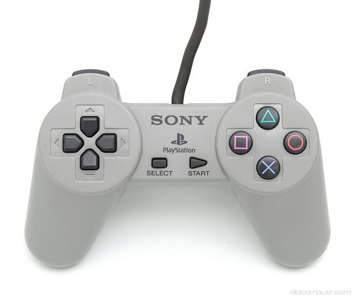 ゲームコントローラの3企業の思想の違い05