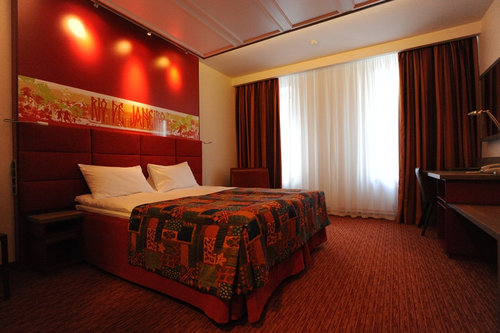 ロシアのホテルに初音ミク02