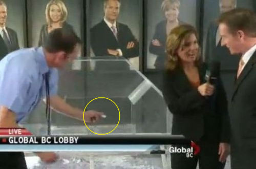 レポーターが宝くじ当選01