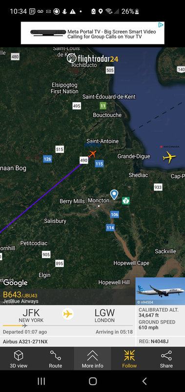 乗った飛行機の中に霧が立ち込めている01