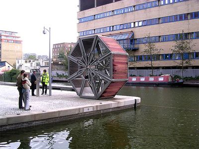 巻きたたみ式のロンドン橋01