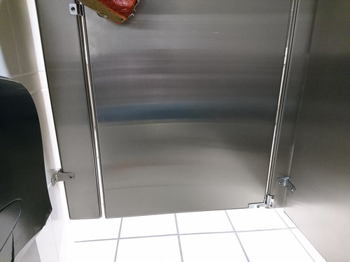 アメリカ人へ、公共のトイレはこうあるべきだ02