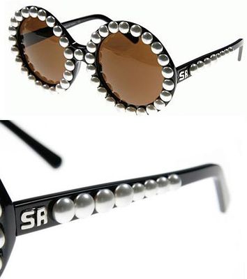 �������ʥ��󥰥饹09