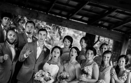 結婚式でカメラマンが転ぶ01