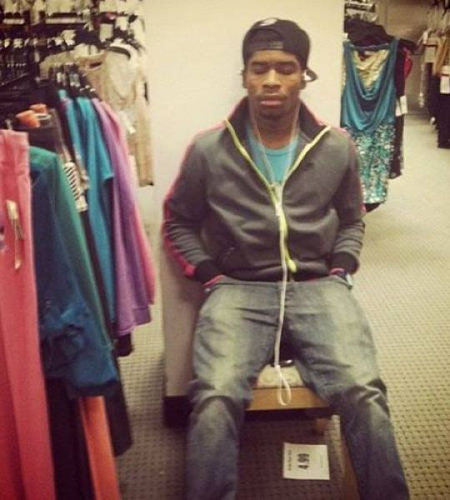 買い物に付き合った男たち10