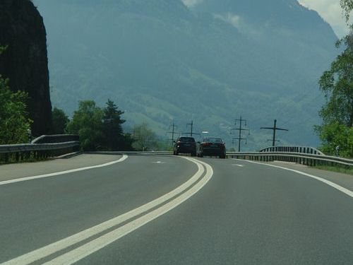 過保護な親とスピードメーター00