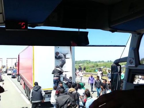 フランスの違法移民02