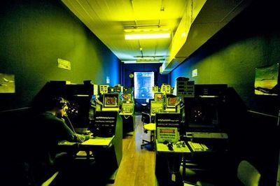 �����åȥ��ɤ���̩�γ˥����륿��11