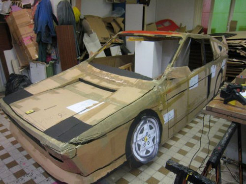 フェラーリに変身01