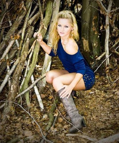 不自然なポーズ10