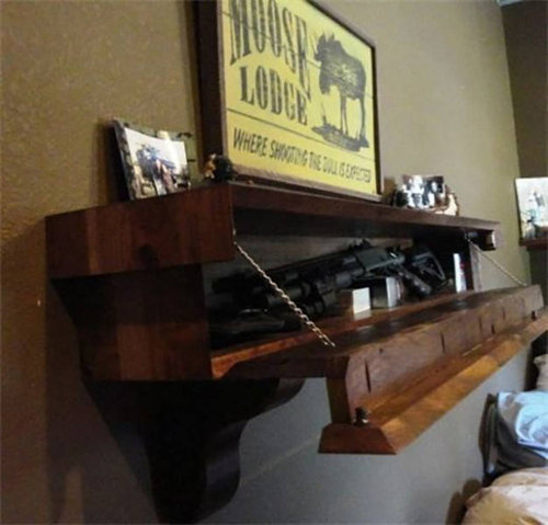 銃の隠し場所23