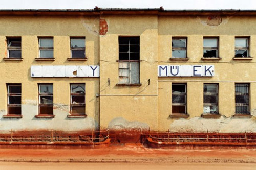 ハンガリーの赤いライン09