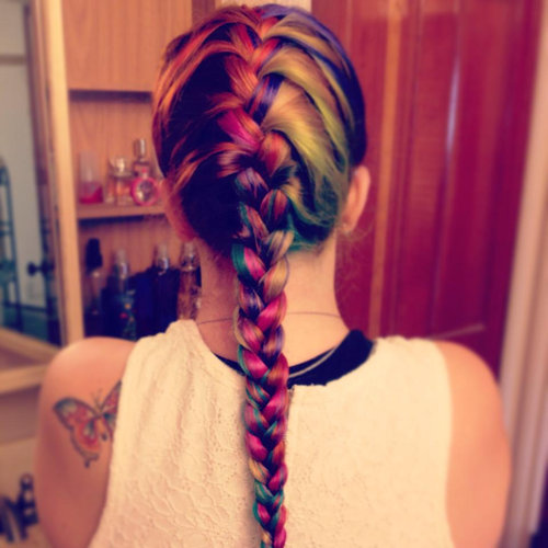 09奇抜なヘアスタイル