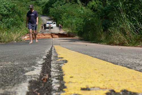 この先要注意08